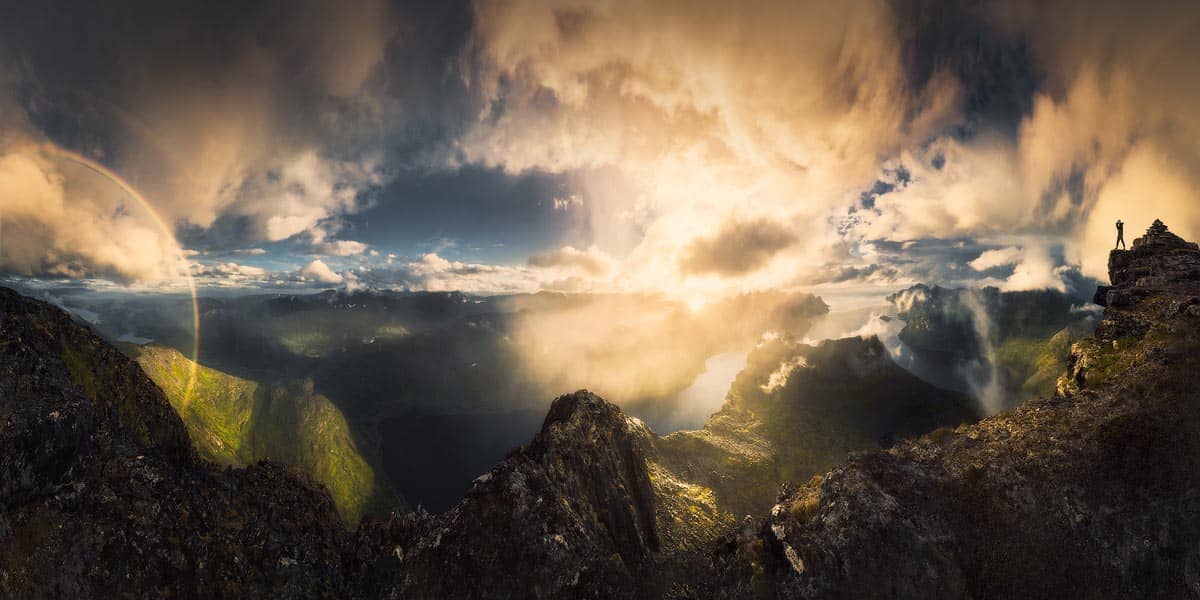 vista dalla vetta Keipen durante viaggio fotografico Senja