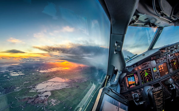 Martijn Kort, cabina aereo