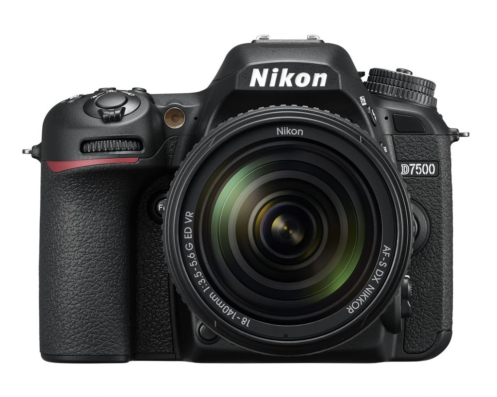 Nikon D7500, novità