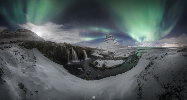 aurora boreale paesaggio notturno