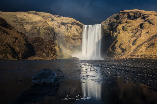 fotografare Effetto seta dell'acqua, lunga esposizione islanda