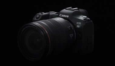 Canon EOS_R5 copertina