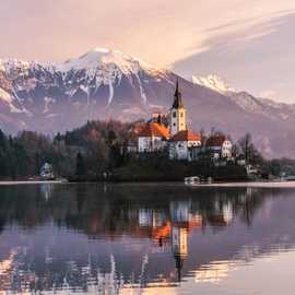 Lago di bled riflesso