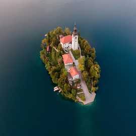 Chiesa di Bled dall'alto