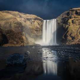 Skogafoss al tramonto