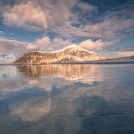 Spiaggia di Flakstad al tramonto